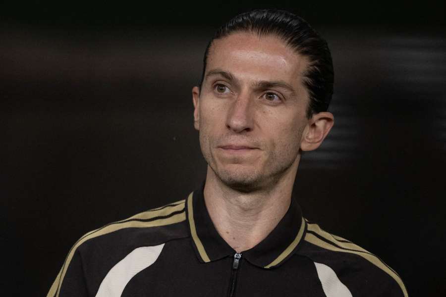 Filipe Luís não é mais técnico do Flamengo