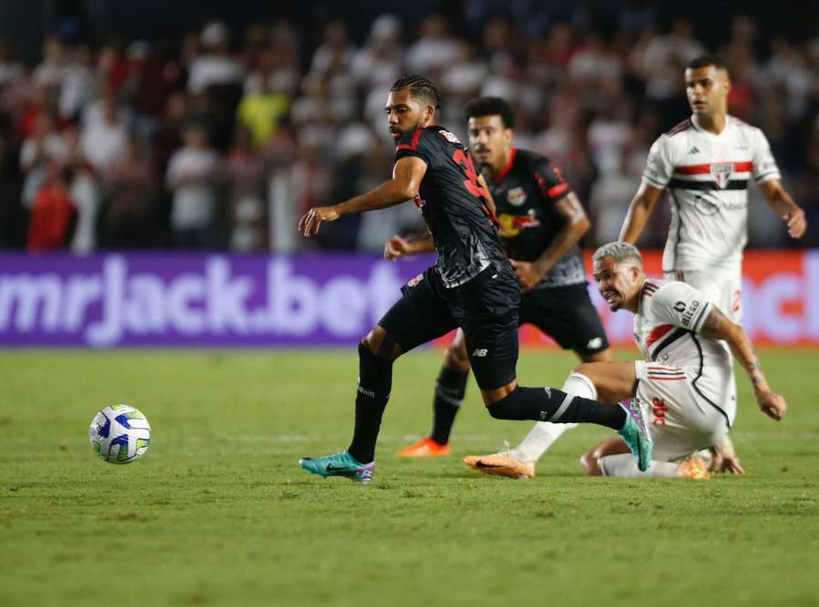 Bragantino não jogou o que pode na Vila Belmiro