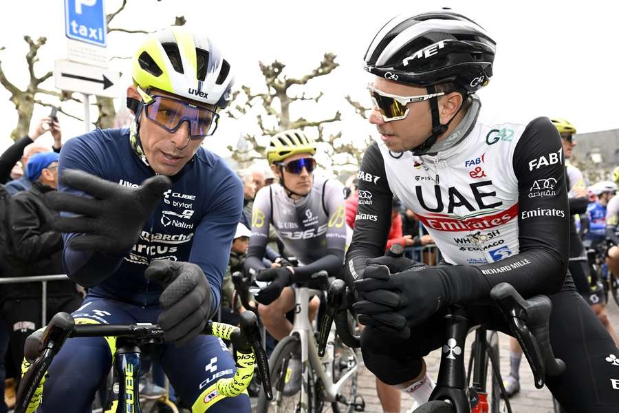 Rui Costa (esq.) à conversa com Rui Oliveira (dir.) em 2023