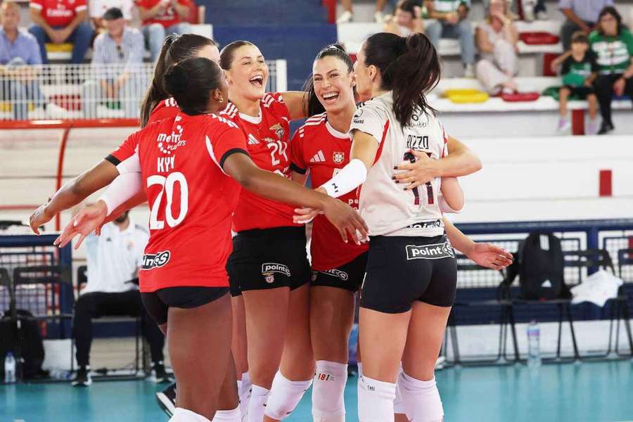 Voleibol: Benfica conquista Supertaça feminina pela segunda vez (3-0)