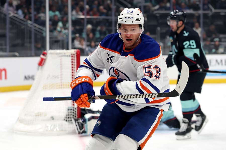 Skinner si zahrá za San Jose. Skinner si zahrá za San Jose.