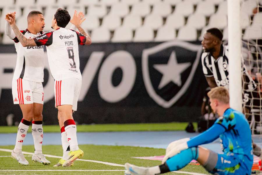 Pedro fechou a conta no clássico