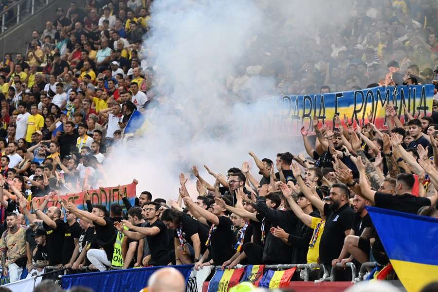 Front comun împotriva grupării "Uniți sub tricolor"