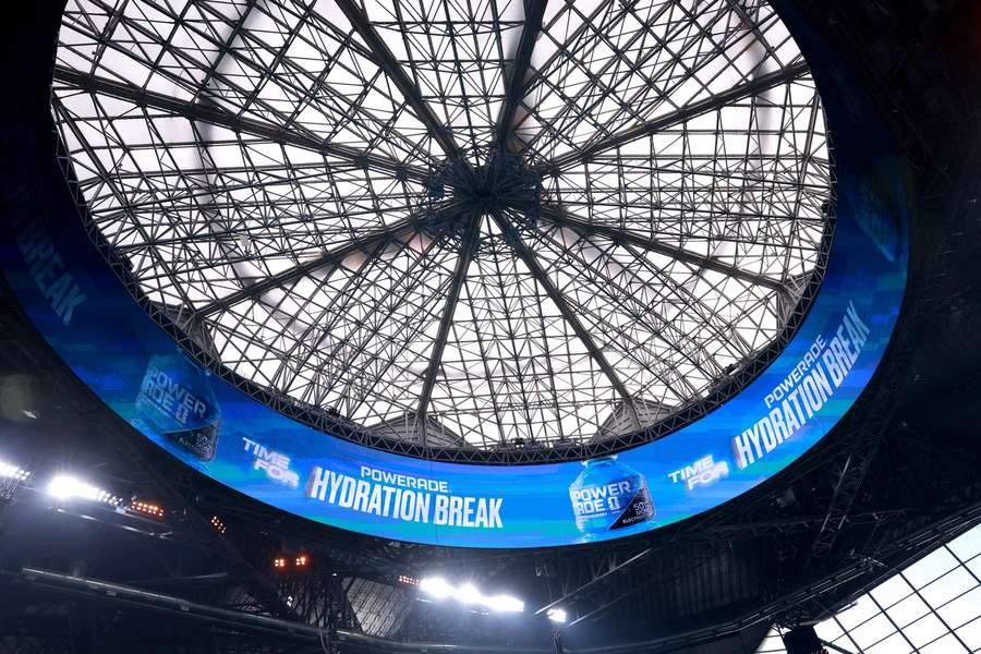 An advertisement is shown during a hydration break An advertisement is shown during a hydration break