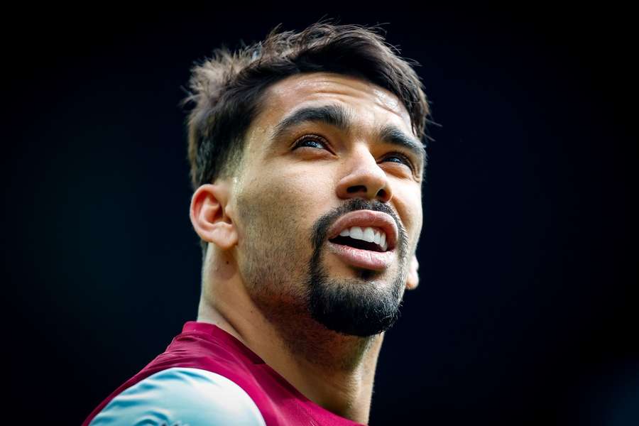 Paqueta, do West Ham, é acusado de receber cartões amarelos propositais para beneficiar apostadores