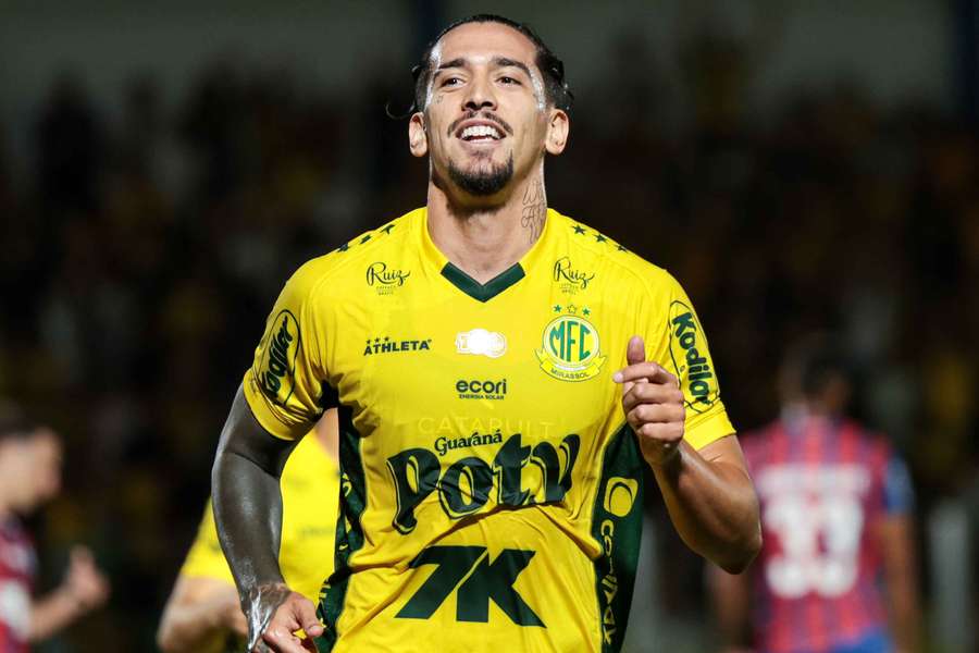 Chico da Costa deve jogar no Cruzeiro em 2026