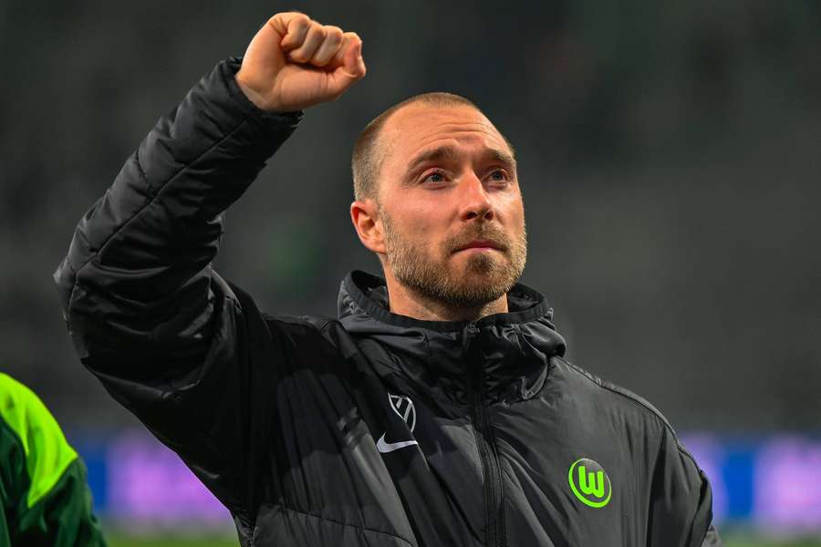 Eriksen momentálne háji farby Wolfsburgu.