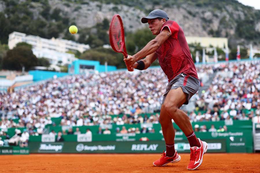 Tenis Flash: Hurkacz zaczyna sezon na mączce, gwiazdy wkraczają do akcji w Monte Carlo