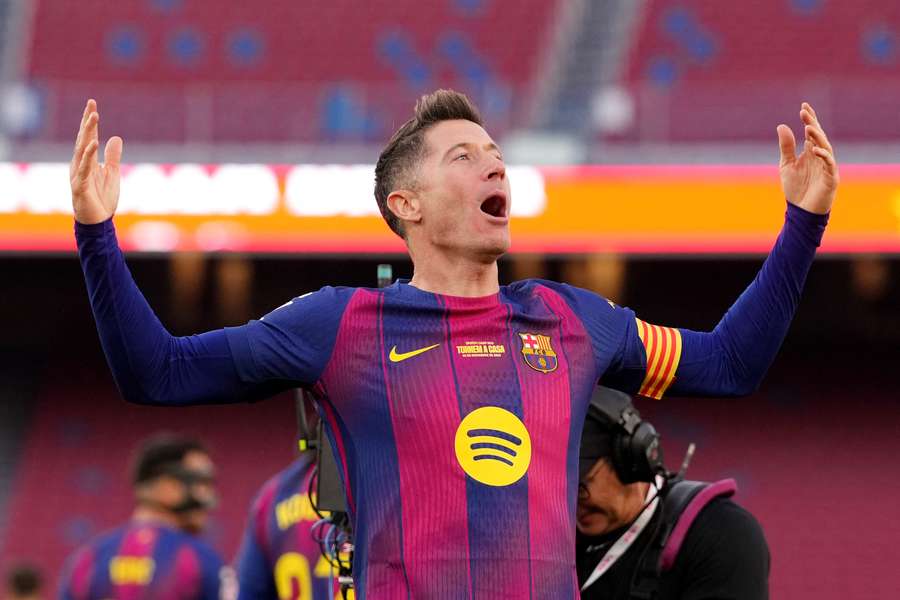 Robert Lewandowski celebrates scoring Barcelona's first goal against Athletic Club