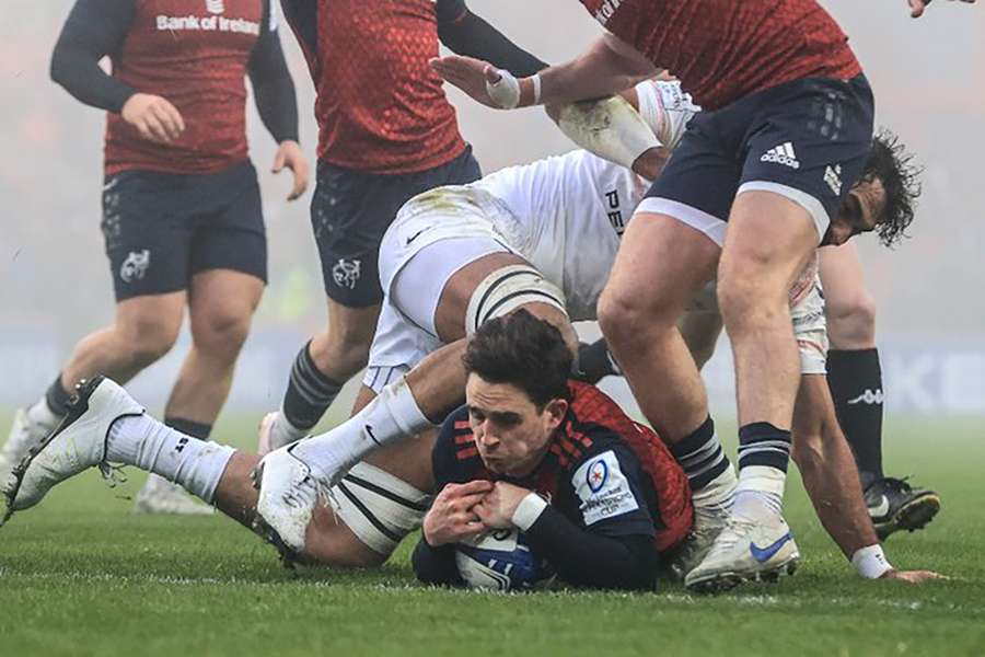 Toulouse outmuscle Munster in fog-bound Champions Cup clash