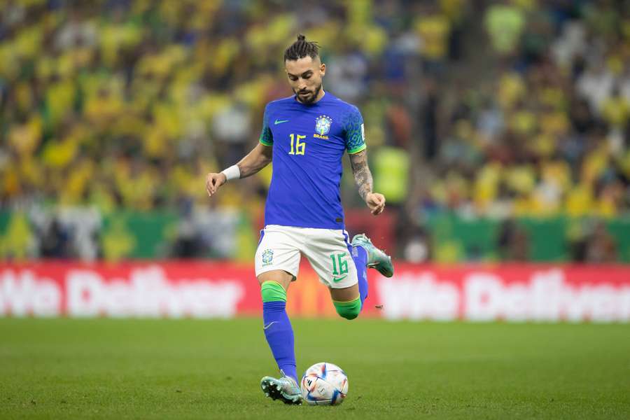 Alex Telles, jugador de la selección de Brasil