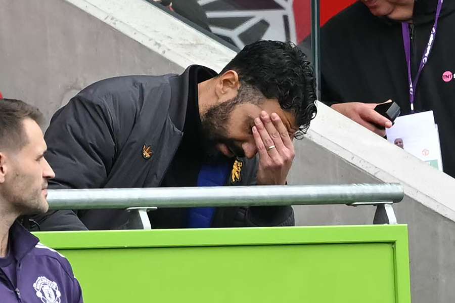Ruben Amorim reacts during Man Utd's defeat at Brentford