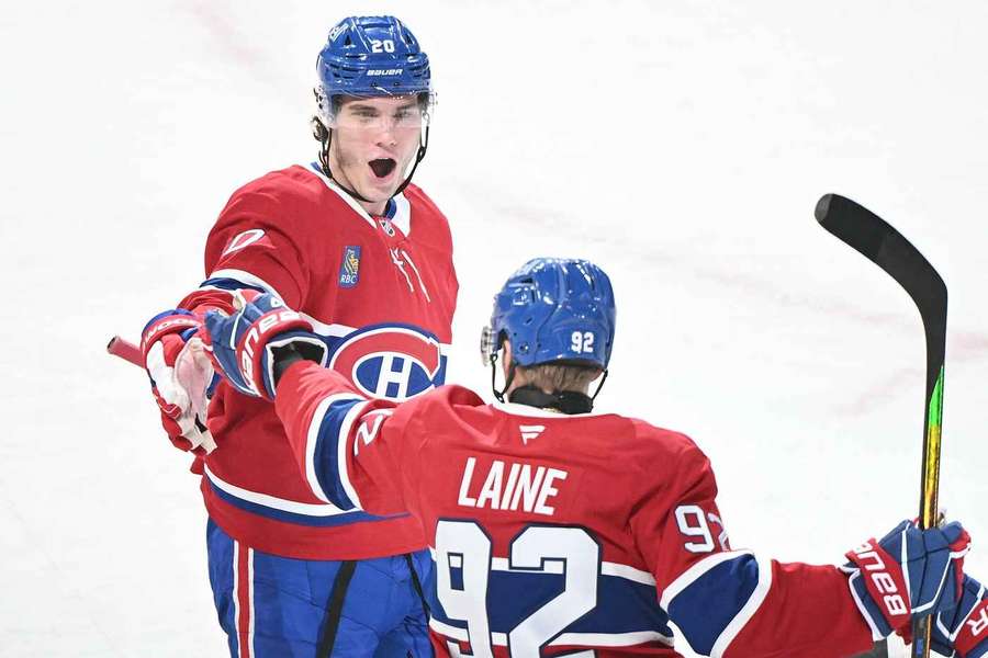 Slafkovský i Laine potiahli Montreal.