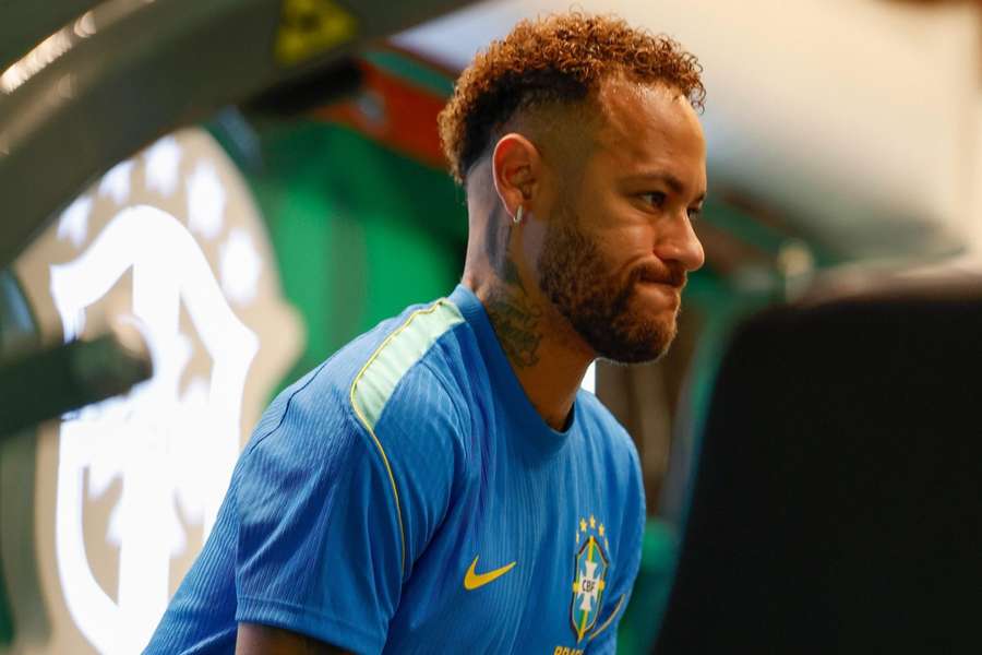 Neymar não participou de treino quatro dias antes do jogo com Haiti Neymar não participou de treino quatro dias antes do jogo com Haiti