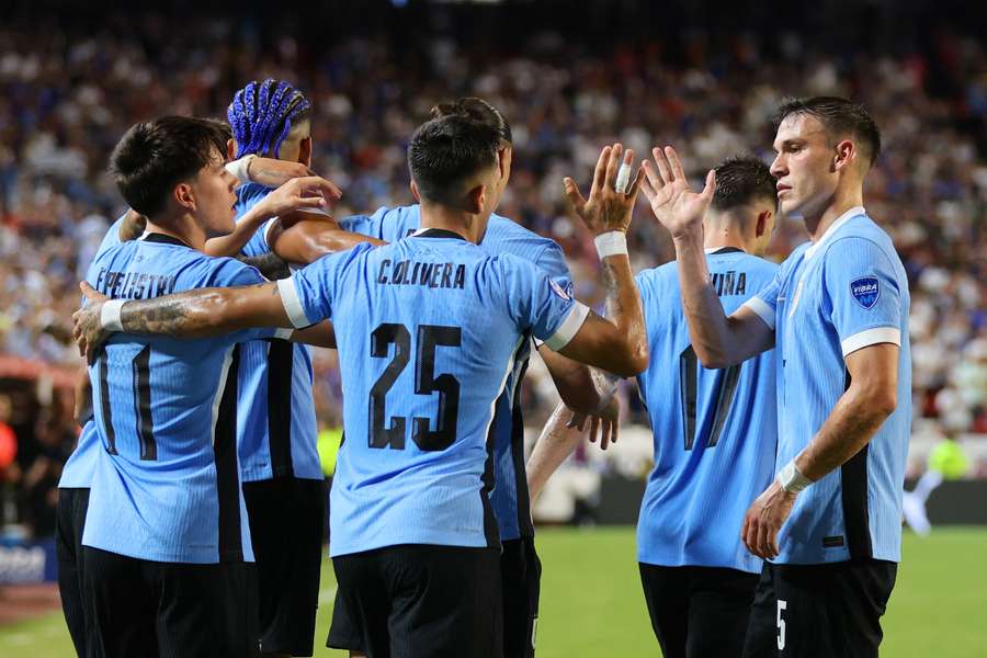 Uruguay celebra un gol