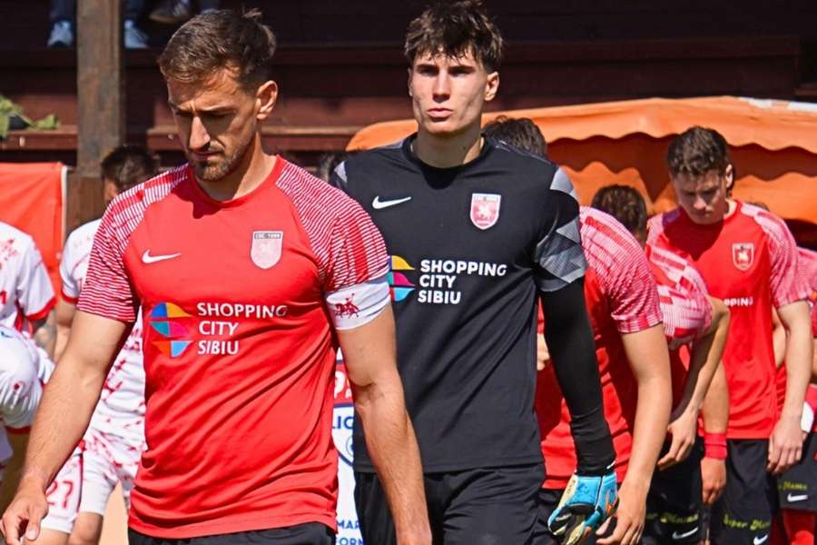 Dinamo a retrogradat Dinamo a retrogradat