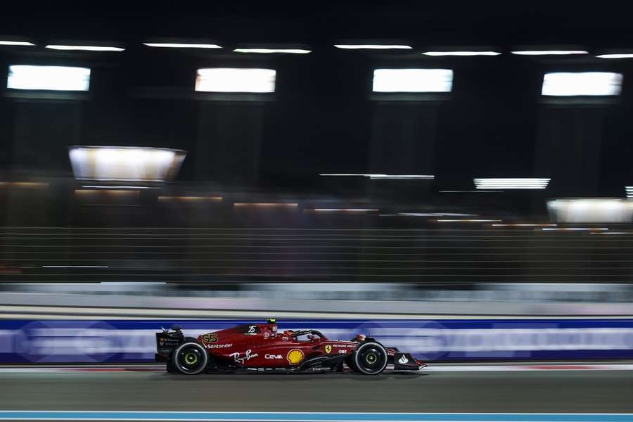 GP Abu Dhabi, Leclerc sul podio dietro Verstappen: suo il secondo posto nel Mondiale