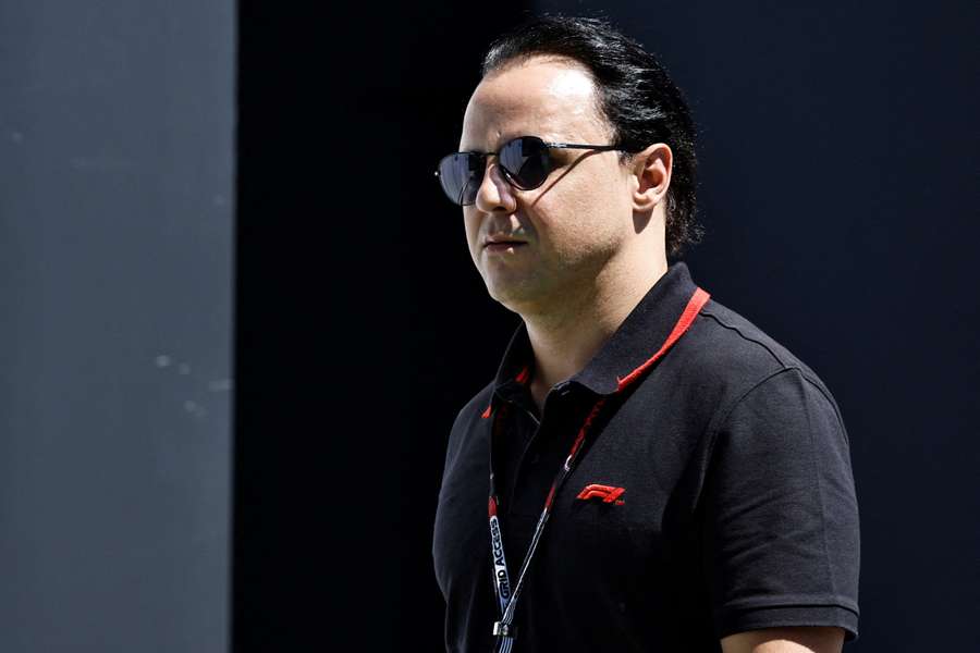 Felipe Massa dans le paddock de la F1 après avoir pris sa retraite.