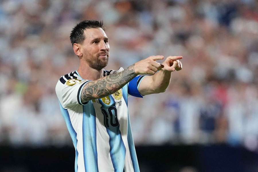Media w Argentynie zachwycone: Messi w trybie legendy, niech to tango się nie kończy Media w Argentynie zachwycone: Messi w trybie legendy, niech to tango się nie kończy
