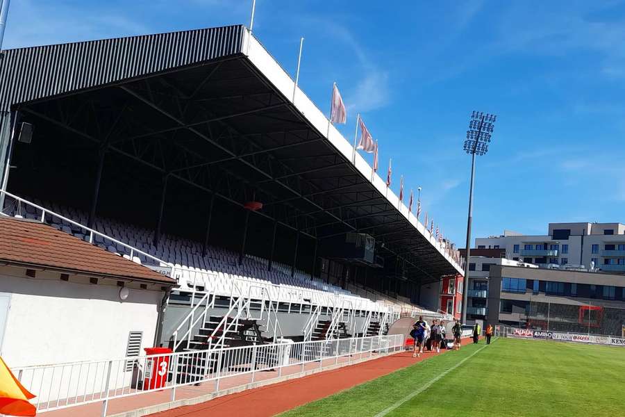 Žižkov mění barvy. Místo sparťanské rezervy bude na stadionu Viktorie hrát béčko Slavie