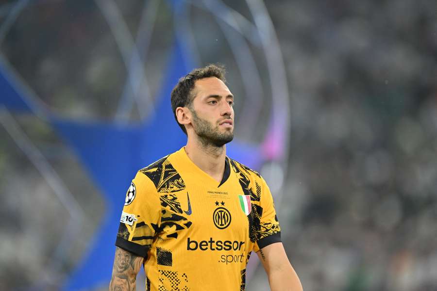 Hakan Calhanoglu