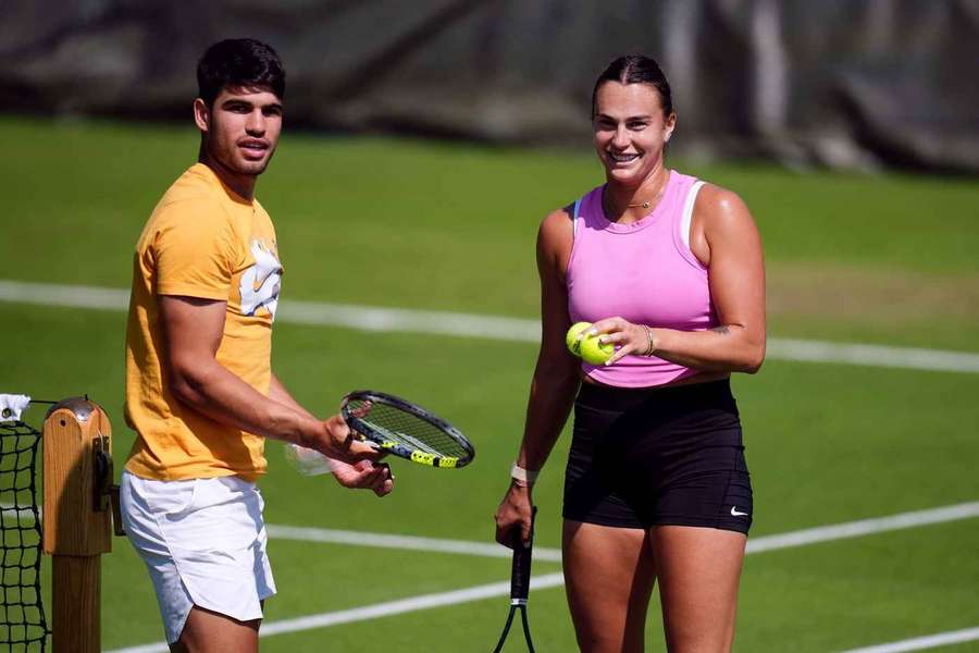 Alcaraz and Sabalenka practicing ahead of Wimbledon
