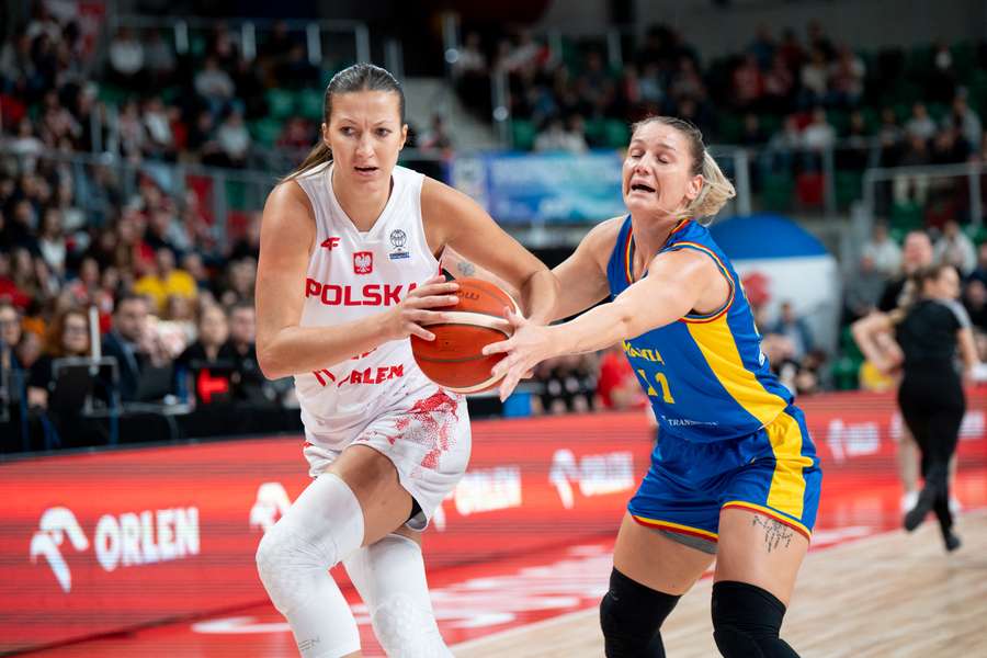 Amalia Rembiszewska podczas meczu kw. do Mistrzostw Europy Kobiet FIBA 2027 pomiędzy Polską a Rumunią w Sosnowcu, Polska, 15 listopada 2025 r. Amalia Rembiszewska podczas meczu kw. do Mistrzostw Europy Kobiet FIBA 2027 pomiędzy Polską a Rumunią w Sosnowcu, Polska, 15 listopada 2025 r.