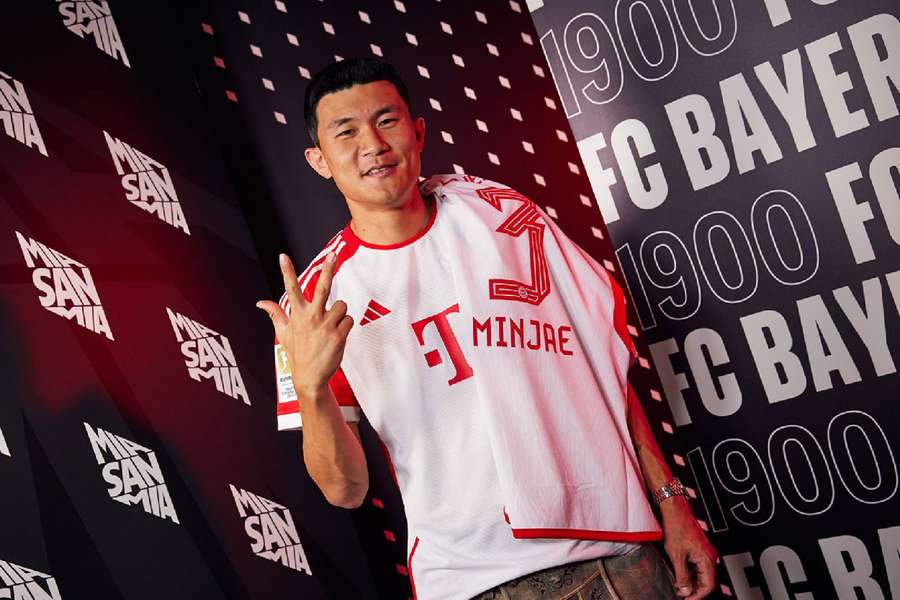 Kim donning the Bayern shirt