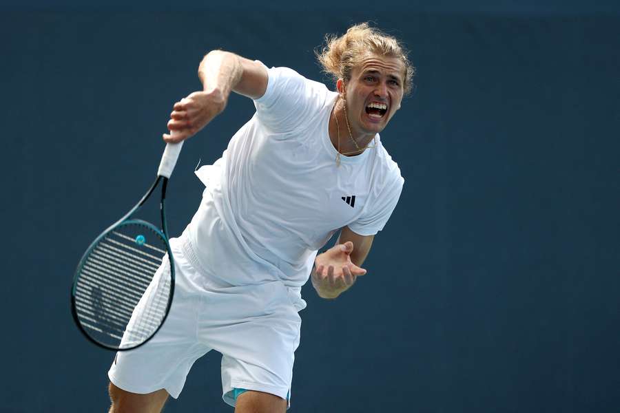 Zverev punta a raggiungere la terza finale consecutiva in uno Slam del 2025 Zverev punta a raggiungere la terza finale consecutiva in uno Slam del 2025