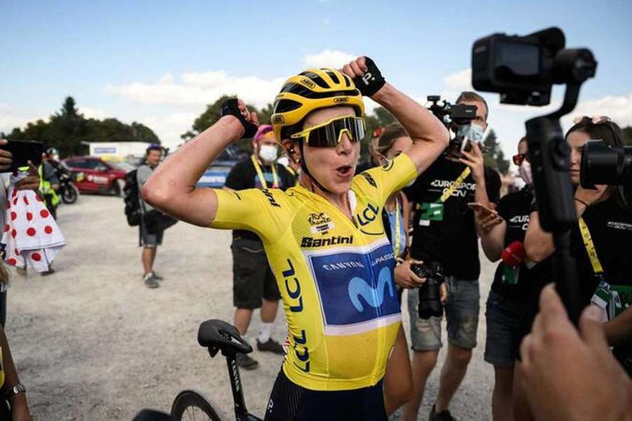 Annemiek van Vleuten conquistou a sua sexta grande Volta consecutiva