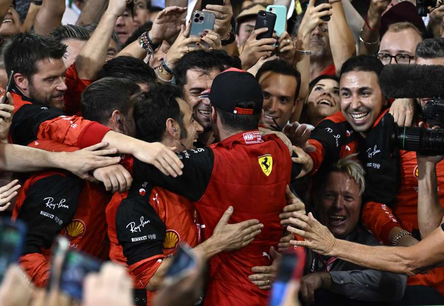 Leclerc celebra el subcampeonato de F1