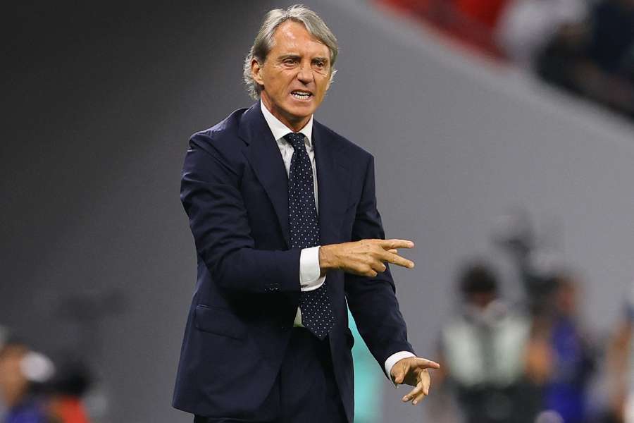 Mancini foi criticado pela escolha da sua equipa na Taça da Ásia