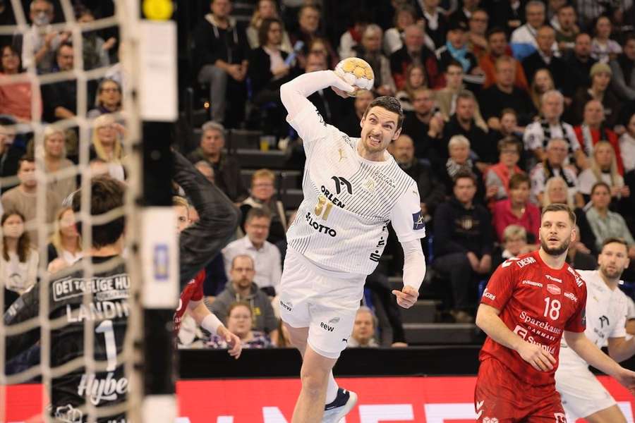 Der Ex-Handball-Nationalspieler Hendrik Pekeler hat nach der nächsten Niederlage Kritik an seinen Mitspielern vom THW Kiel geübt