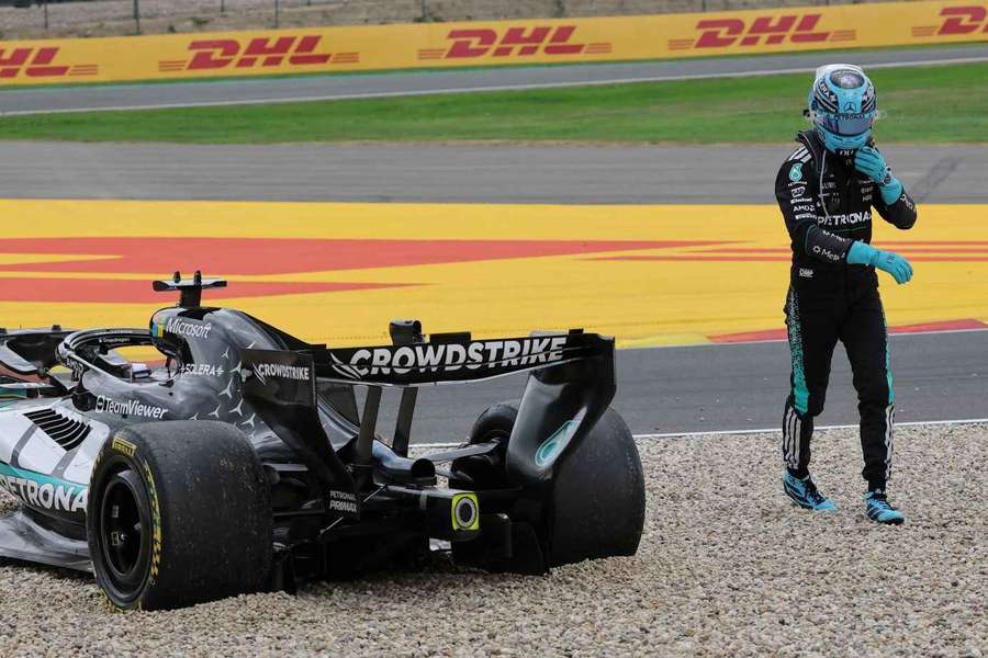 Russell nach dem Ausscheiden in Spa Russell nach dem Ausscheiden in Spa