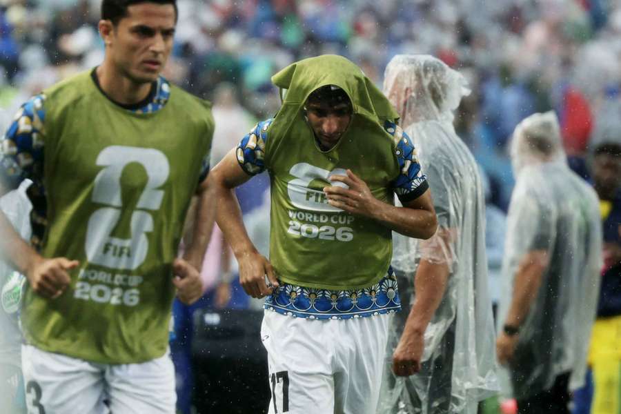 Le stade de Philadelphie, où se joue France-Irak, évacué en raison d'un risque d'orage Le stade de Philadelphie, où se joue France-Irak, évacué en raison d'un risque d'orage