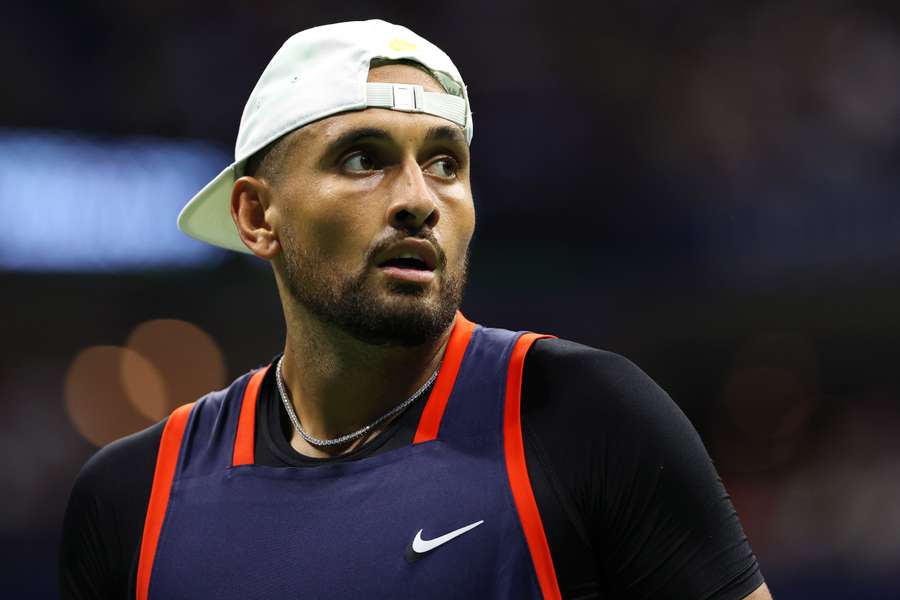 Kyrgios advances at expense of defending champion Medvedev