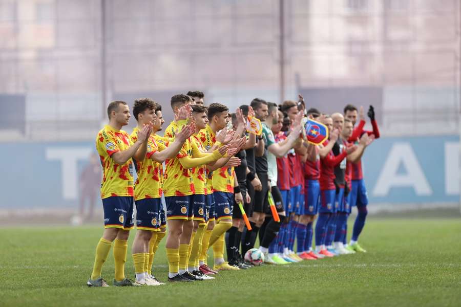 Ripensia Timișoara într-o partidă din Liga a doua cu CSASteaua 
