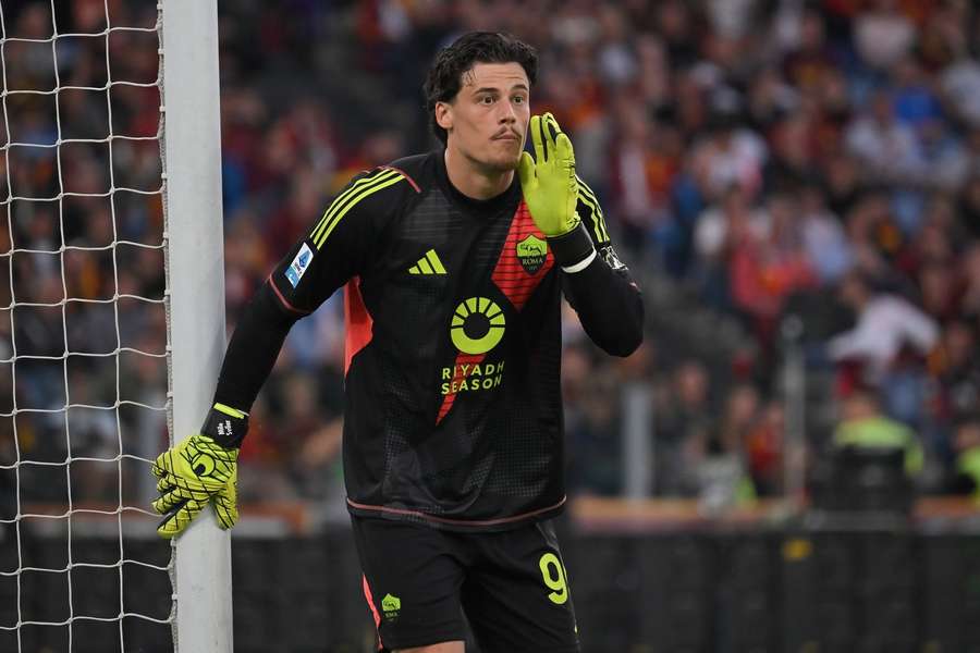 Ghisolfi offers Roma coaching update - along with Svilar