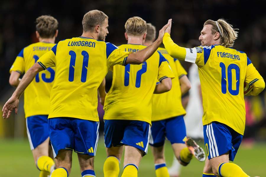 Sweden players celebrate their late equaliser Sweden players celebrate their late equaliser