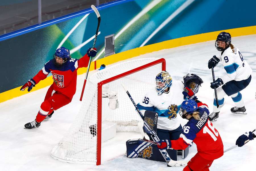 Mlýnková a její radost z gólu.