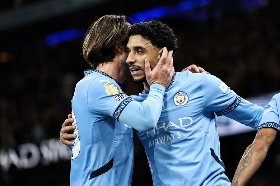 Manchester City potiahli gólovo Grealish a Marmoush.