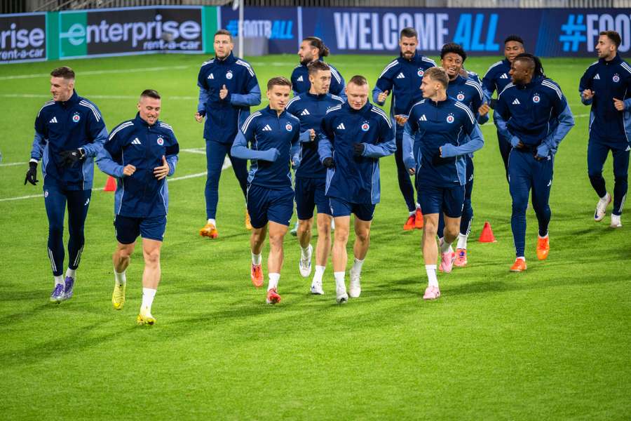 Belasí počas tréningu vo Fínsku. Belasí počas tréningu vo Fínsku.