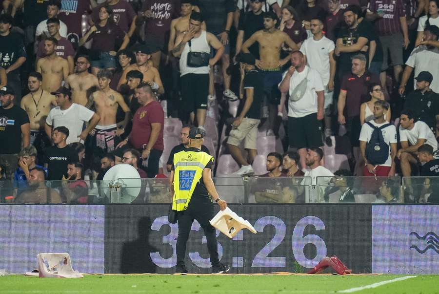 Salernitana não se conforma com a descida de divisão