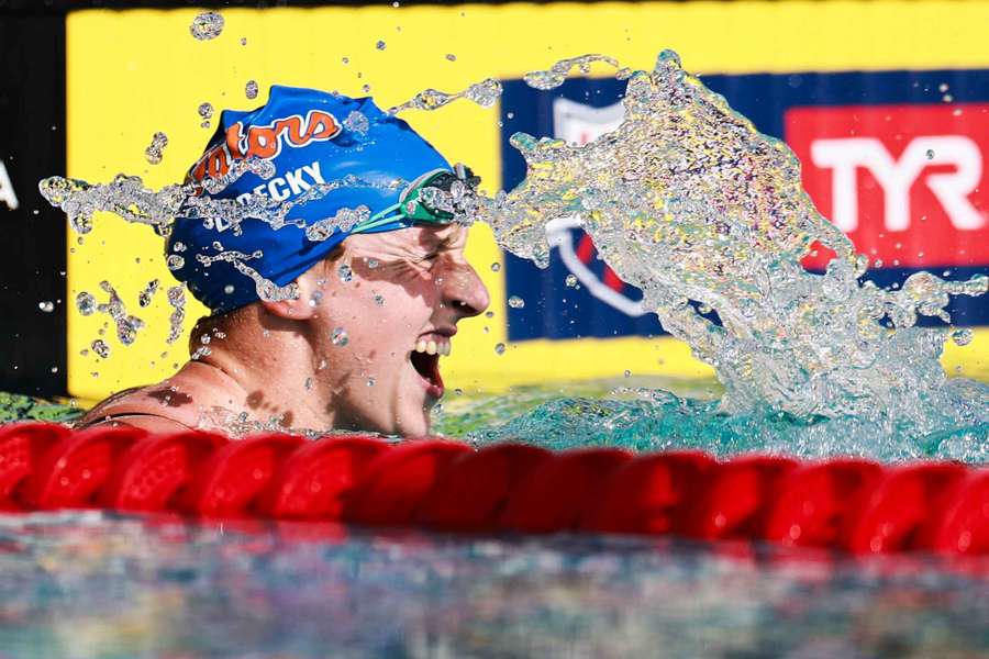 Ledecky cette nuit.