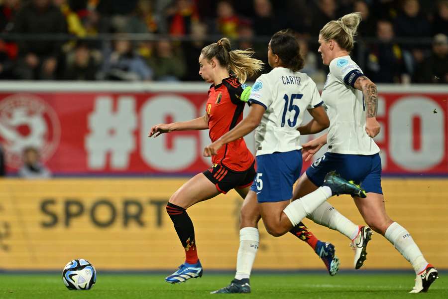 Belgium's Tessa Wullaert scores the 2-2 goal