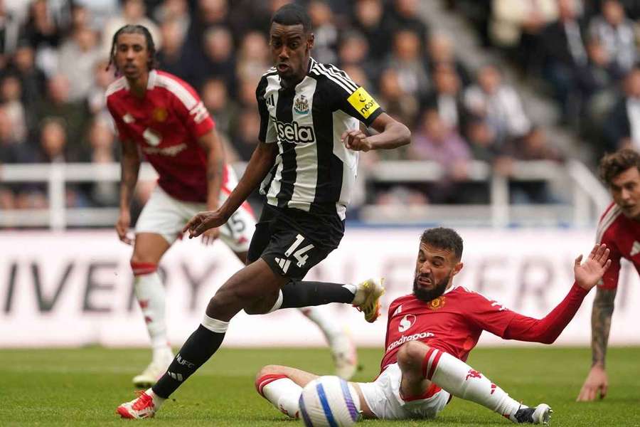 Man Utd approach Isak camp amid Liverpool negotiations Man Utd approach Isak camp amid Liverpool negotiations