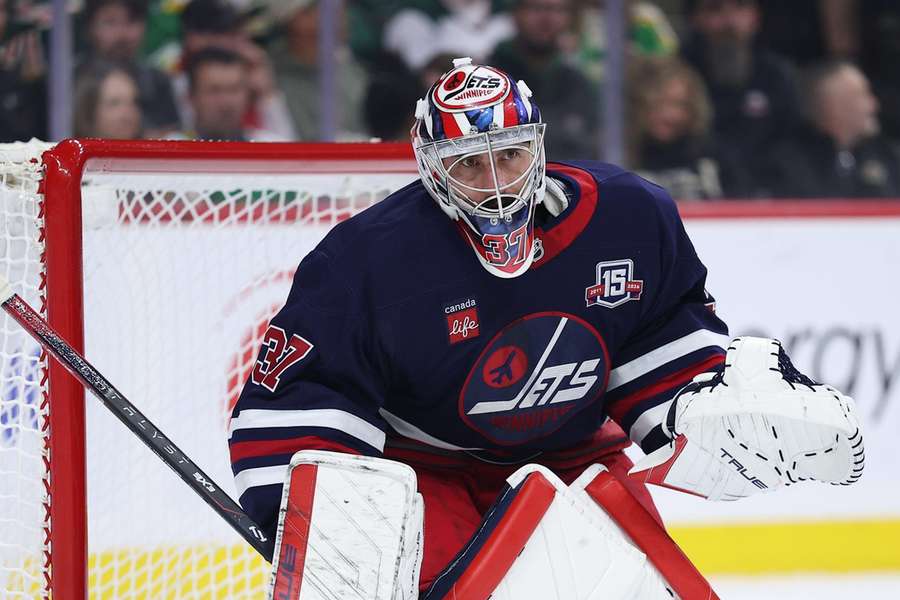 Winnipeg Jets goalie Connor Hellebuyck Winnipeg Jets goalie Connor Hellebuyck