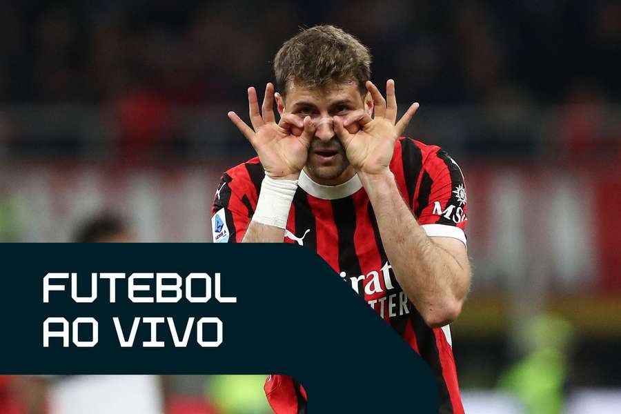 Santiago Giménez fez dois gols em Milan 3x1 Bologna