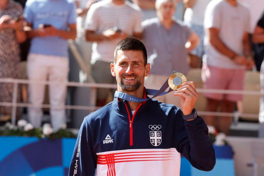 Novak Djokovic descansa depois do ouro nos Jogos Olímpicos