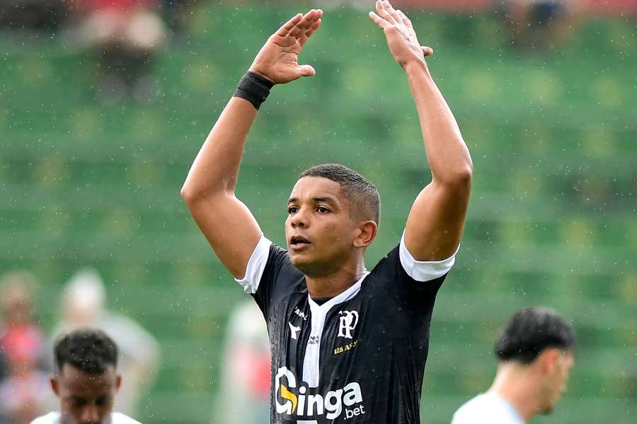 Ponte Preta de David Braz encara o Ceará nesta quarta (1º)